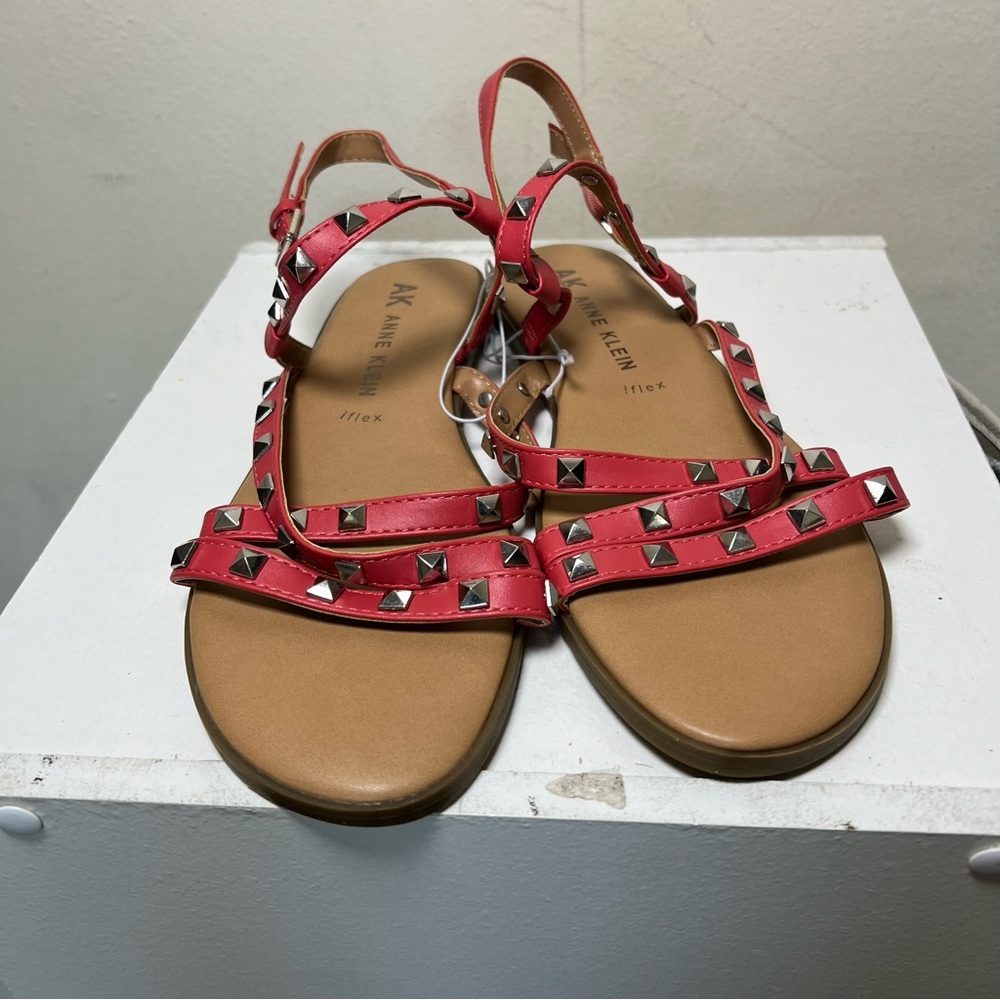Like New Anne Klein Talulah Coral Pink Studded Flat Gladiator Sandals Sz 8.5 - Picture 3 of 9